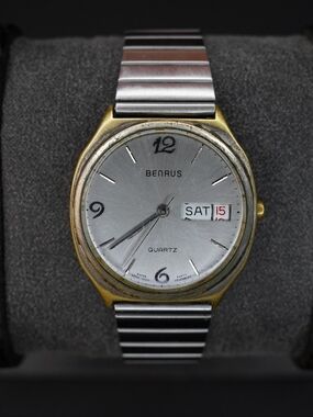 Vintage Benrus Quartz Gold Tone Dial & Case Day Date 32MM